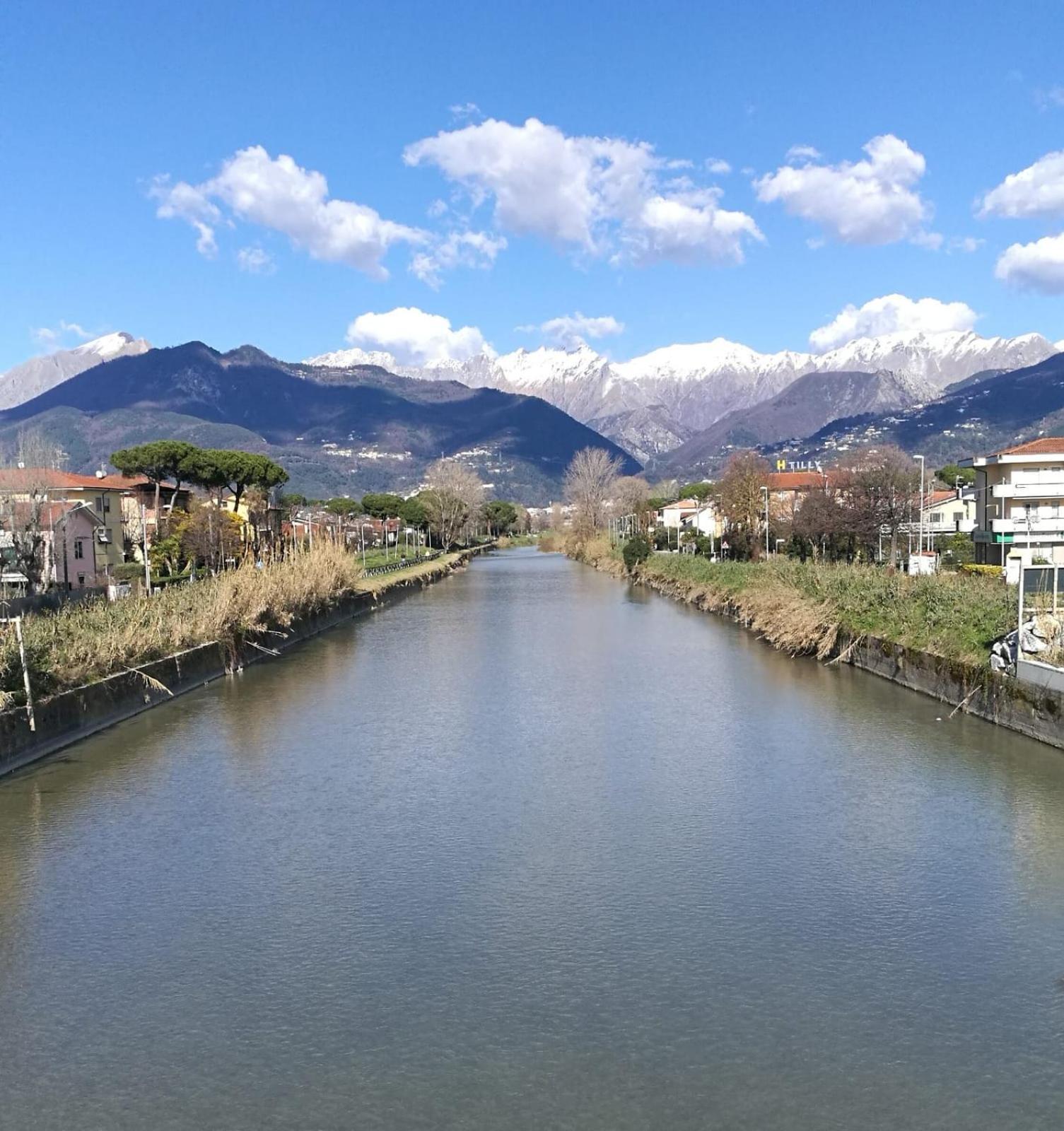 Apartmán Casa Luce Marina di Massa Exteriér fotografie
